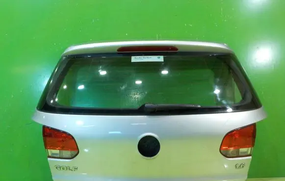 Volkswagen Golf VII Tailgate/trunk/boot lid XP113