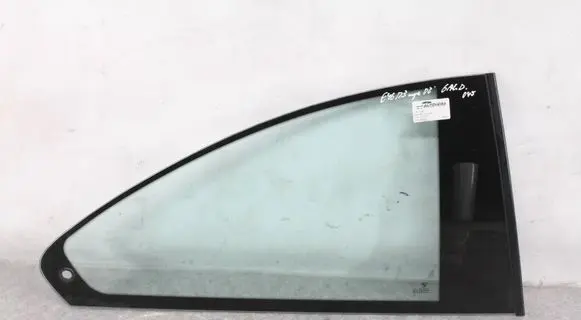 BMW 3 E46 Rear side window 8209404 51368209404