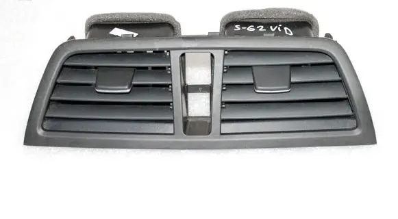 Suzuki SX4 S-Cross Dash center air vent grill 7361061M00C48