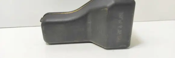 Toyota Corolla E120 E130 Fuse box cover