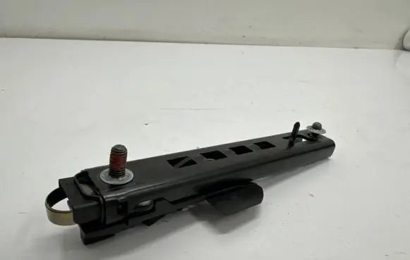 Volvo V60 Seat belt adjustment rail 616521700A