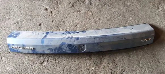 Dodge Caliber Trunk door license plate light bar 