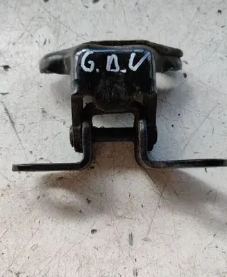 Toyota RAV 4 (XA30) Rear door upper hinge