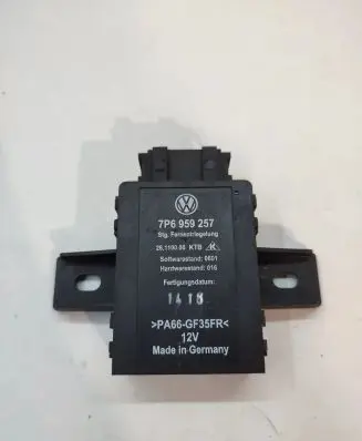 Volkswagen Touareg II Other control units/modules 7P6959257