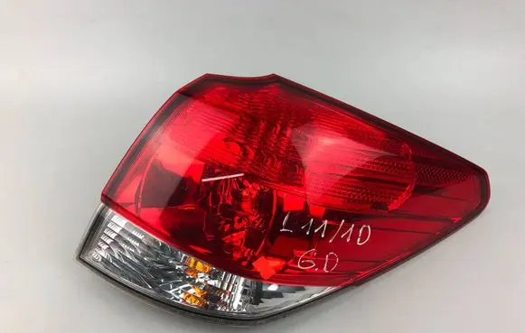 Subaru Legacy Rear/tail lights 22020067 220-20067