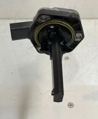 Audi A4 S4 B7 8E 8H Oil level sensor 06E907660 6PR00301105