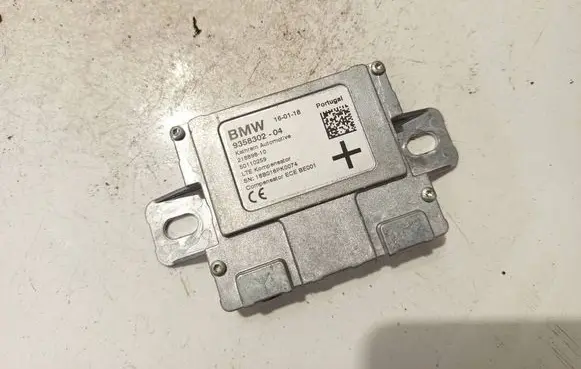 BMW 5 G30 G31 G38 Antenna control unit 935830204 218898-10