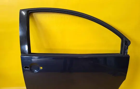 Door (2 Door Coupe)