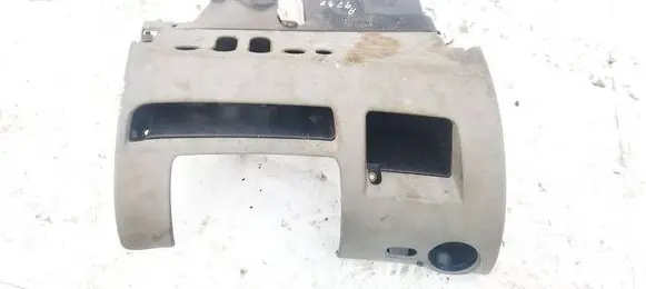 Glove box