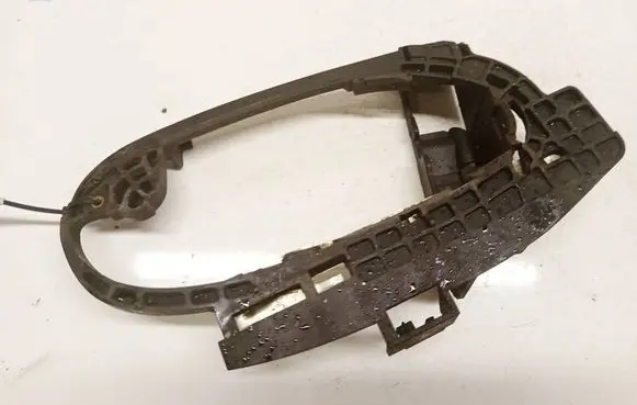 BMW 7 E65 E66 Front door exterior handle 70137041