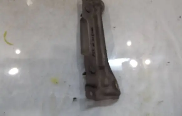Toyota Yaris Holder (bracket) 