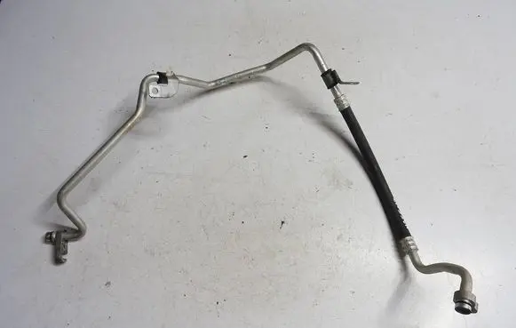 Nissan Note (E12) Air conditioning (A/C) pipe/hose