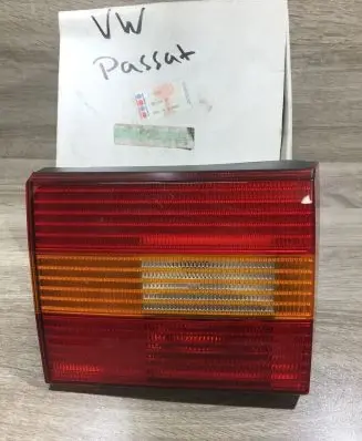 Volkswagen PASSAT B4 Rear/tail lights 3a9945107