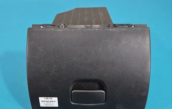 Opel Movano B Glove box 685000045R IMPRK1605743