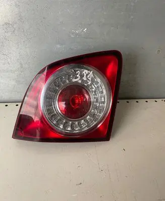 Volkswagen Golf Plus Tailgate rear/tail lights 5M0945093H