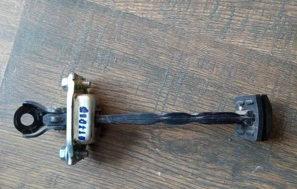 Honda Jazz Rear door check strap stopper