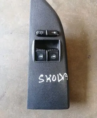 Skoda Fabia Mk1 (6Y) Electric window control switch 1J3959857A