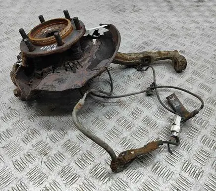 Toyota Hilux (AN10, AN20, AN30) Front wheel hub 432110K030