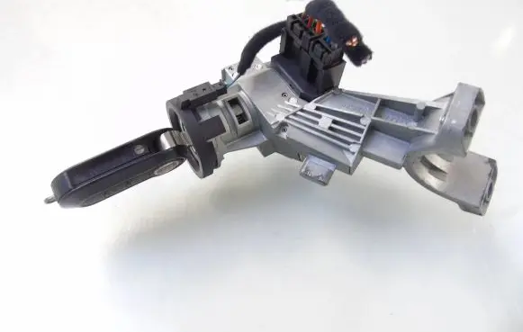Fiat 500L Ignition lock 01252800 00505254280