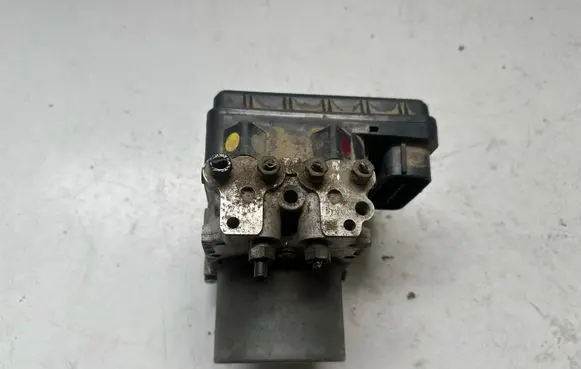 Isuzu D-Max ABS Pump ESC24WD