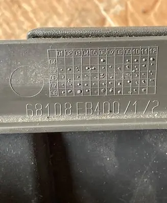 Nissan Navara D40 Glove box 