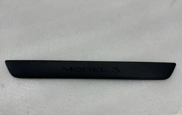 Tesla Model 3 Front sill trim cover 150476300B