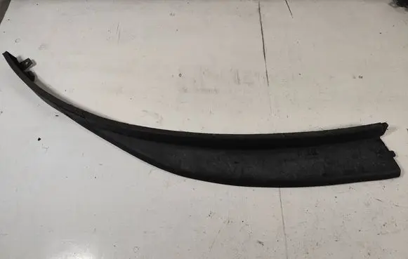Opel Astra J Front bumper lip 13368683