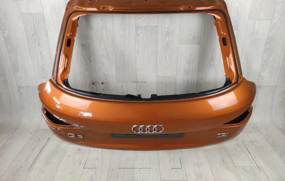 Audi Q3 8U Tailgate/trunk/boot lid 8U0827755