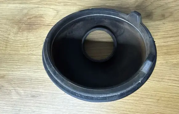 Volvo V70 Fuel tank cap trim 9141411