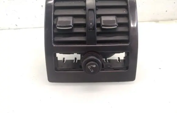 Audi A6 S6 C5 4B Rear air vent grill 