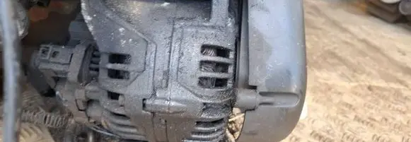 Audi A6 S6 C5 4B Generator/alternator