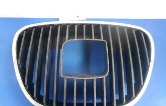 Seat Ibiza III (6L) Front grill