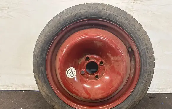 Renault Captur R16 spare wheel