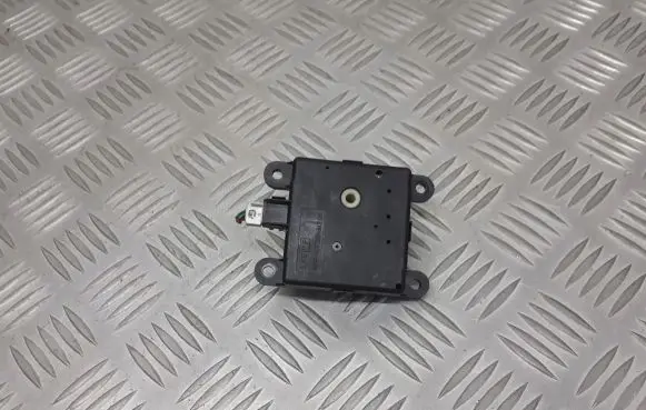 Nissan Primera Central body control module 3C27030850