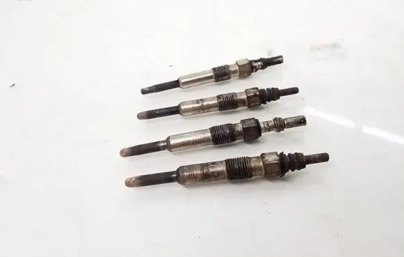 Skoda Octavia Mk1 (1U) Glow plug 0250202022