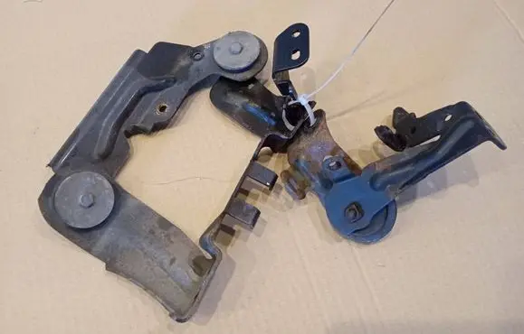 Fiat Scudo Power steering pump mounting bracket 115139B 6E0610 GF0610