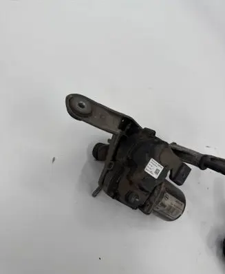 Opel Zafira C Wiper motor W000027365 3126SWM095 126000273657