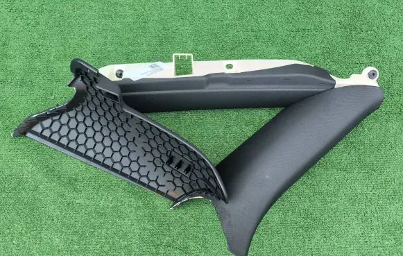 Audi A6 S6 C7 4G (C) pillar trim 4G5867287 2422069