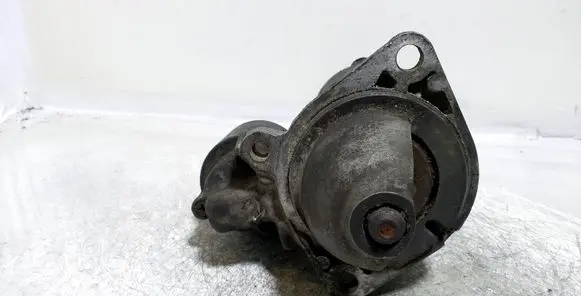 BMW 5 E39 Starter motor 0001108115