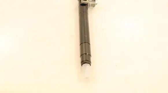 Peugeot 508 Fuel injector 9686191080