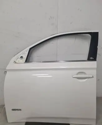 Mitsubishi Outlander Front door