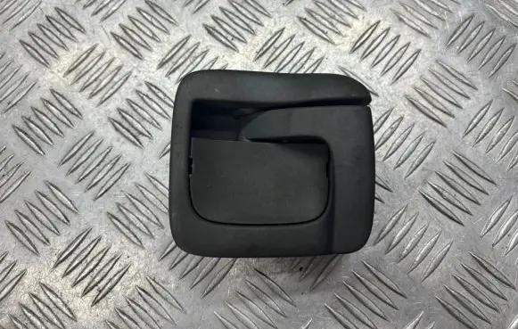 Volvo V70 Engine bonnet (hood) release handle 8650740