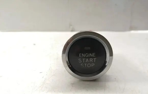 Toyota Auris 150 Engine start stop button switch 8961102010 2005DJ0924