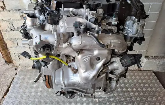 Renault Master III Engine 100019080R M9TG726 M9T726
