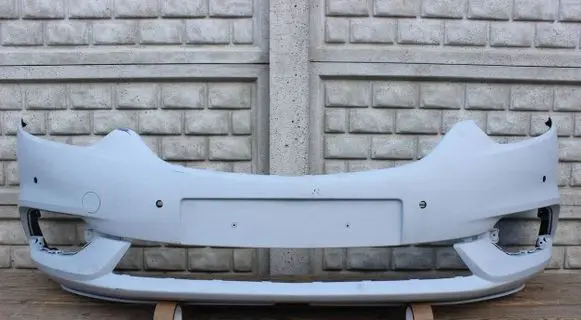 Opel Zafira C Front bumper 39079783