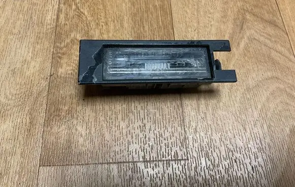 Opel Insignia A Number plate light 13251936