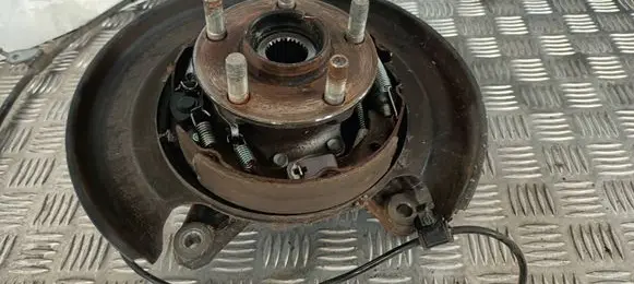 Subaru Impreza IV Rear wheel hub