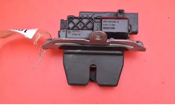 Ford Mondeo MK I Tailgate/trunk/boot lock/catch/latch DS7AN442A66AD