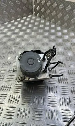 Jeep Cherokee ABS Pump P04779899AI
