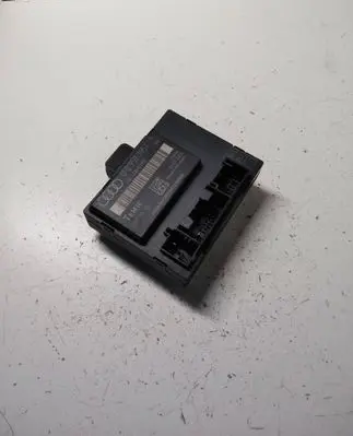 Audi A6 S6 C6 4F Door control unit/module 4F0959795F 23072005 4F0910795F